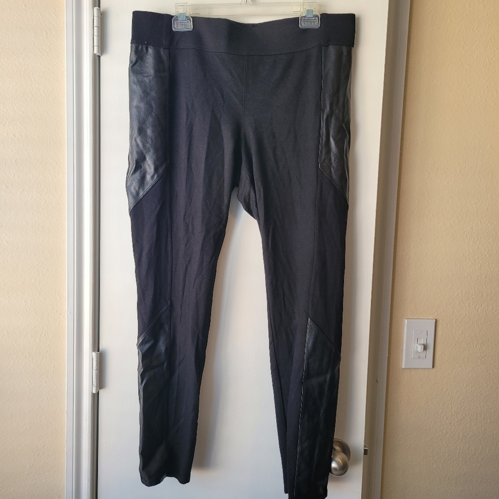 Soho New York & Company Jeans Size L